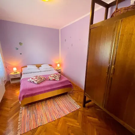 Tereza Apartmán Jadranovo